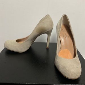 Jessica Simpson - Ecru Suede Heels